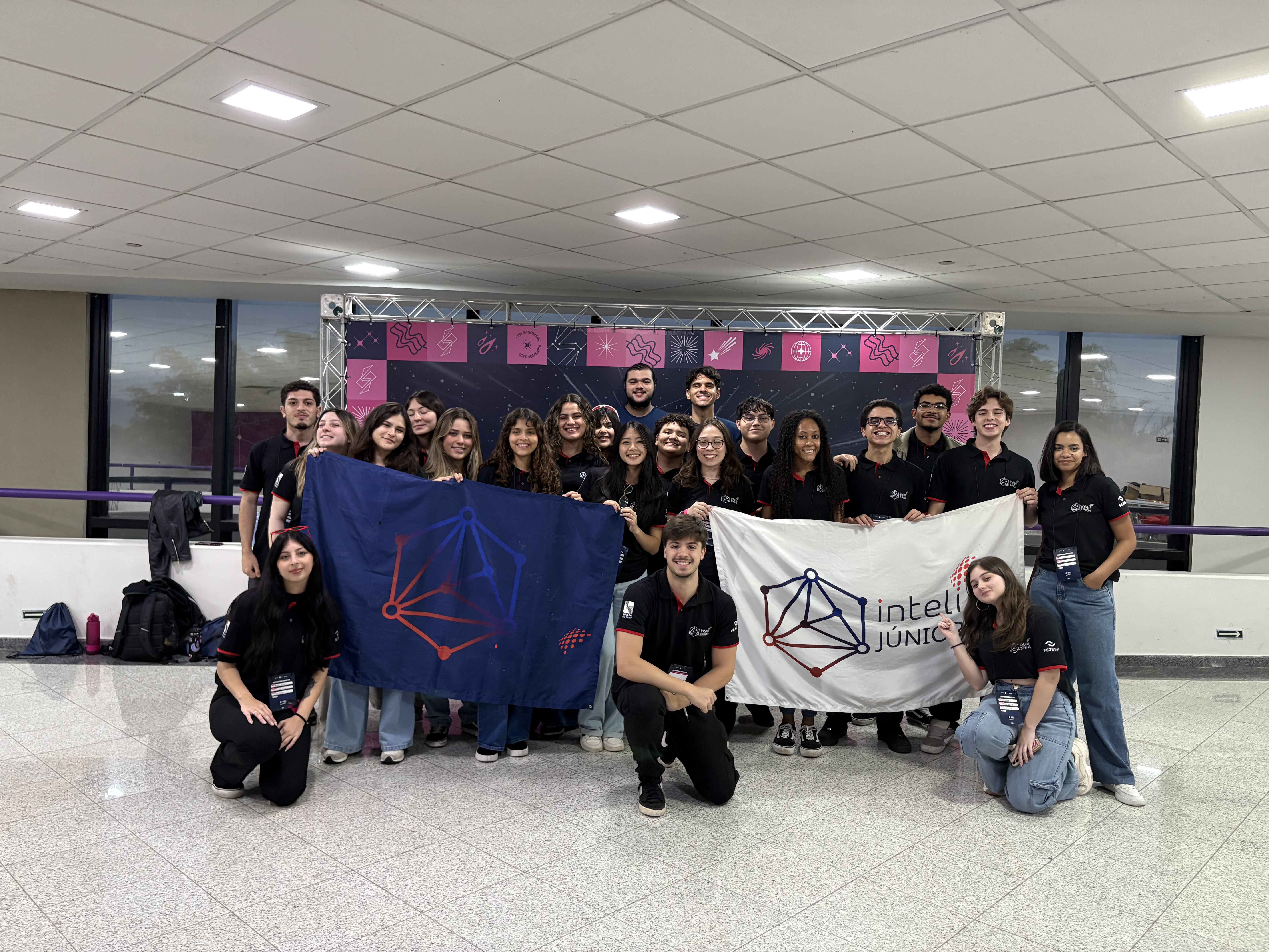 Imagem do time da empresa em 2025